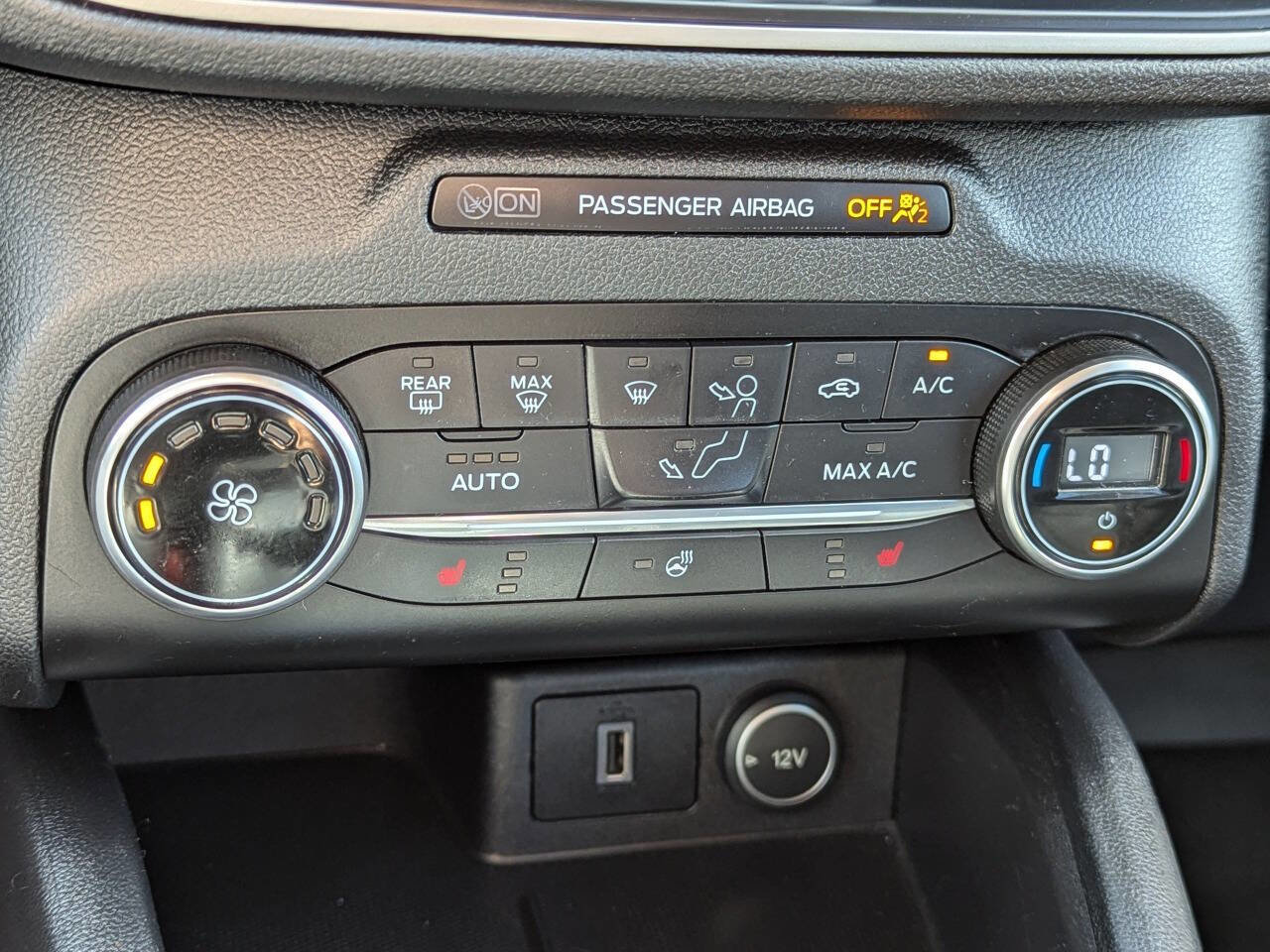 Used 2020 Ford Escape SEL image 23