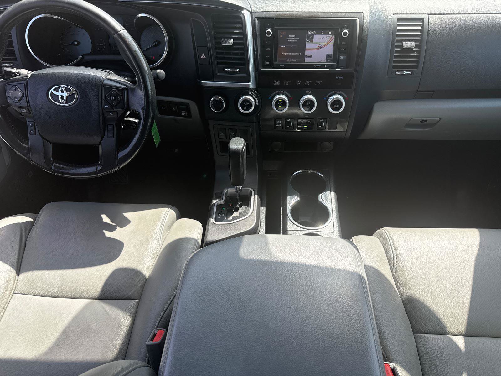Used 2019 Toyota Sequoia Limited w/ Safety & Convenience Package AWD/4WD image 29