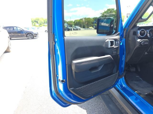 Used 2021 Jeep Wrangler Unlimited Rubicon w/ Trailer Tow Package AWD/4WD image 17