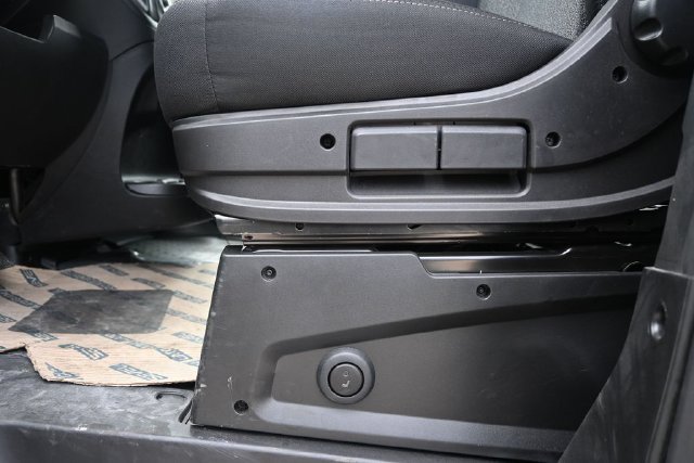New 2026 RAM ProMaster 2500 w/ Crew Van Package FWD image 20