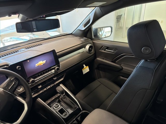 New 2026 Chevrolet Colorado LT image 18