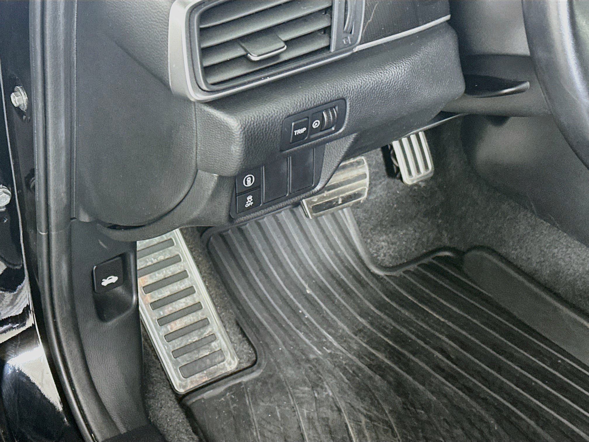 Used 2022 Honda Accord Sport image 16