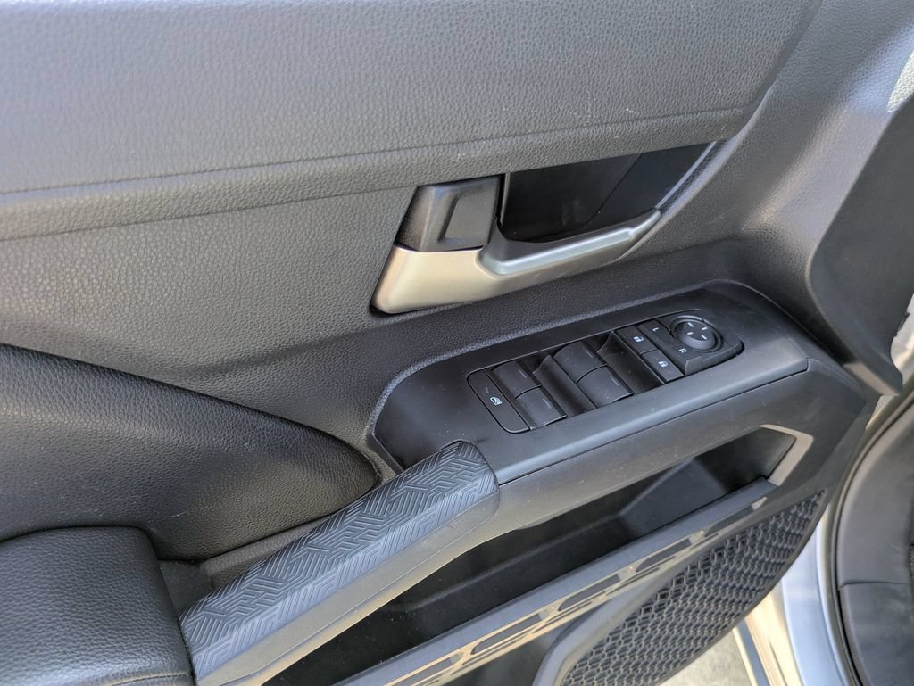 Used 2025 Toyota Tacoma TRD Off-Road AWD/4WD image 6