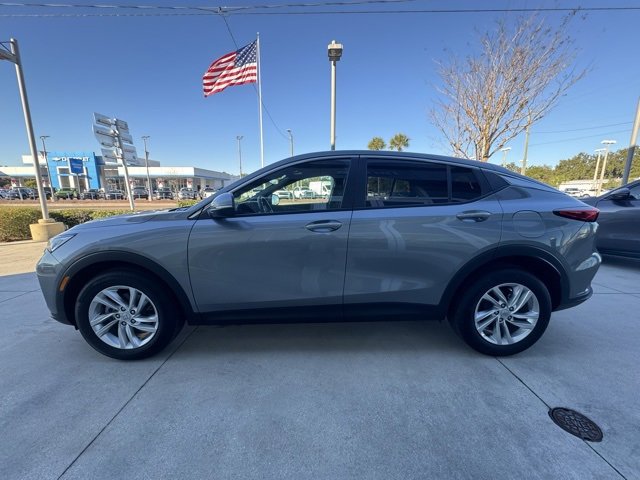 Used 2025 Buick Envista Preferred w/ Convenience I Package image 16