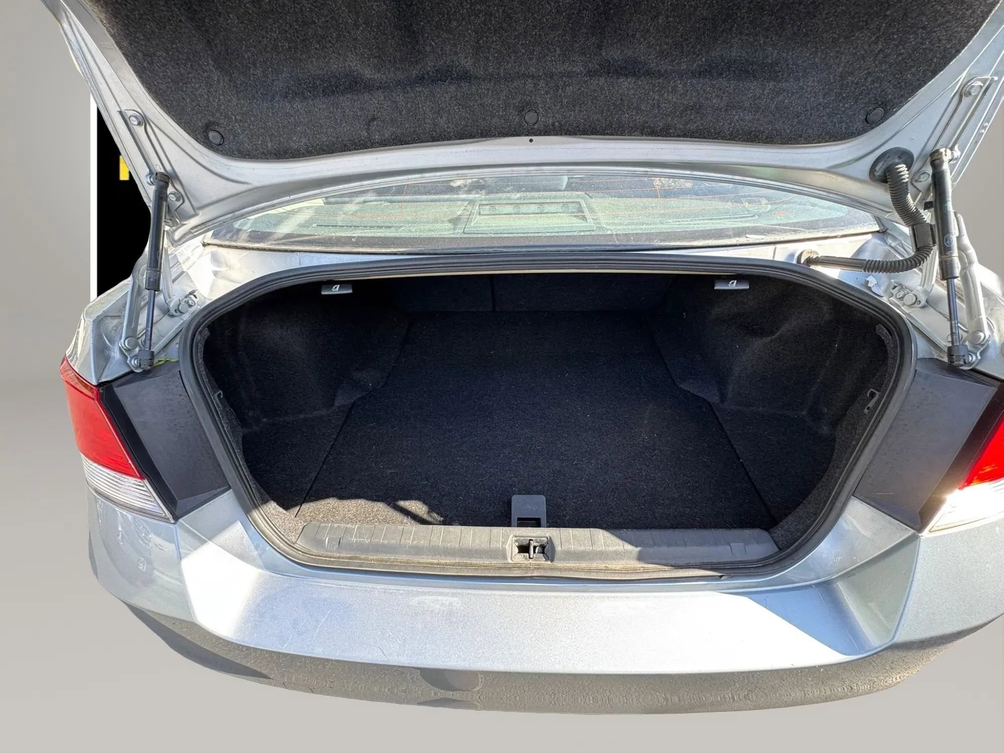Used 2014 Subaru Legacy 2.5i Premium AWD/4WD image 13