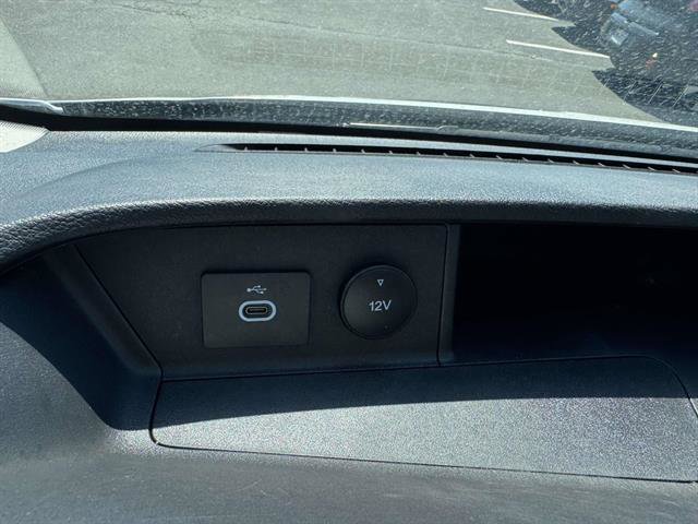 Used 2025 Ford Transit 250 148 Medium Roof RWD image 16