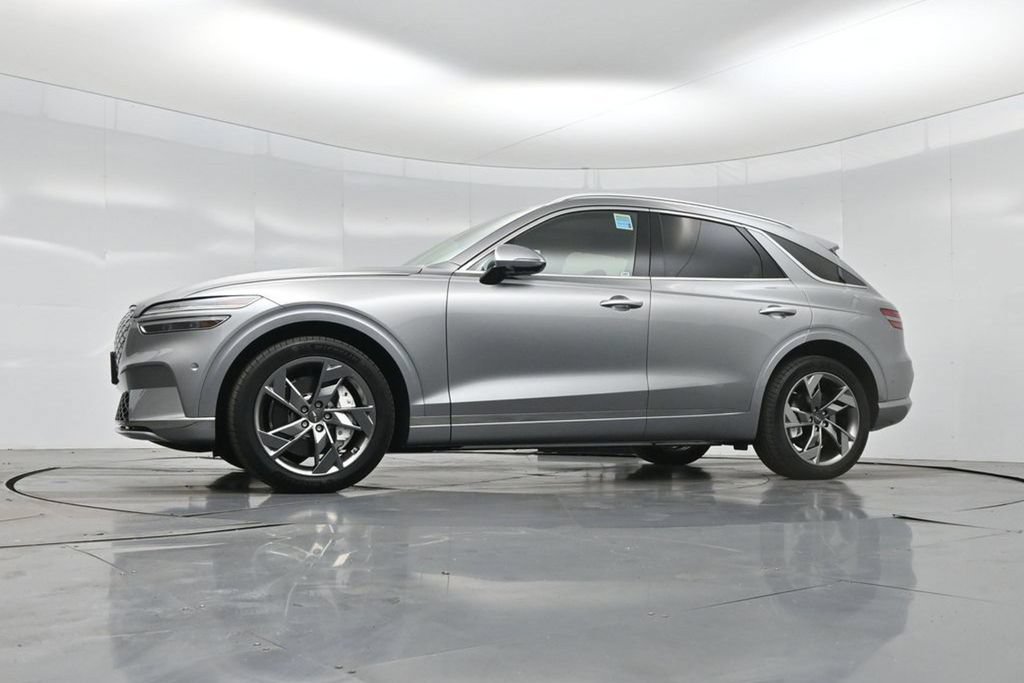 Used 2025 Genesis Electrified GV70 w/ Prestige Package AWD/4WD image 51