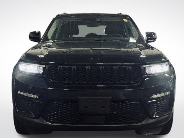 Used 2023 Jeep Grand Cherokee Limited w/ Black Appearance Package image 2