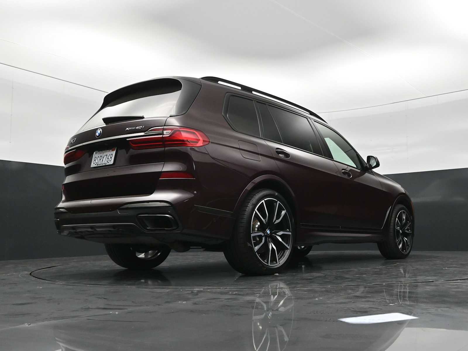 Used 2021 BMW X7 xDrive40i w/ M Sport Package AWD/4WD image 30