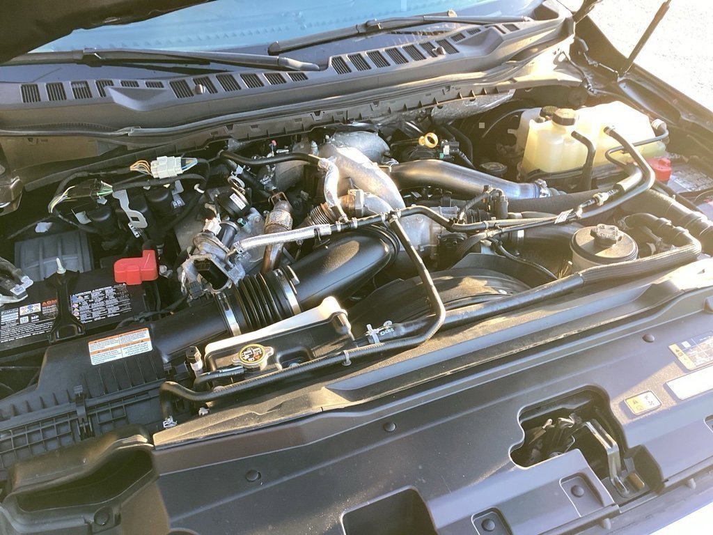 Used 2023 Ford F250 Lariat w/ Chrome Package image 21