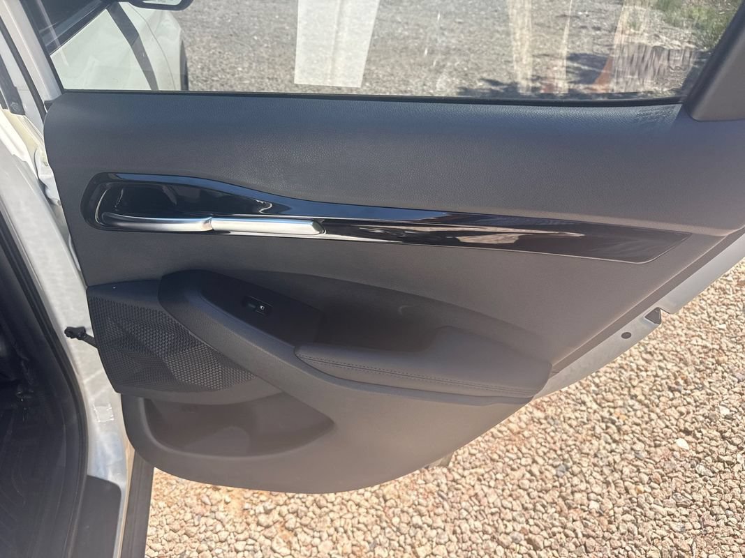 Used 2022 Kia Seltos S FWD image 14