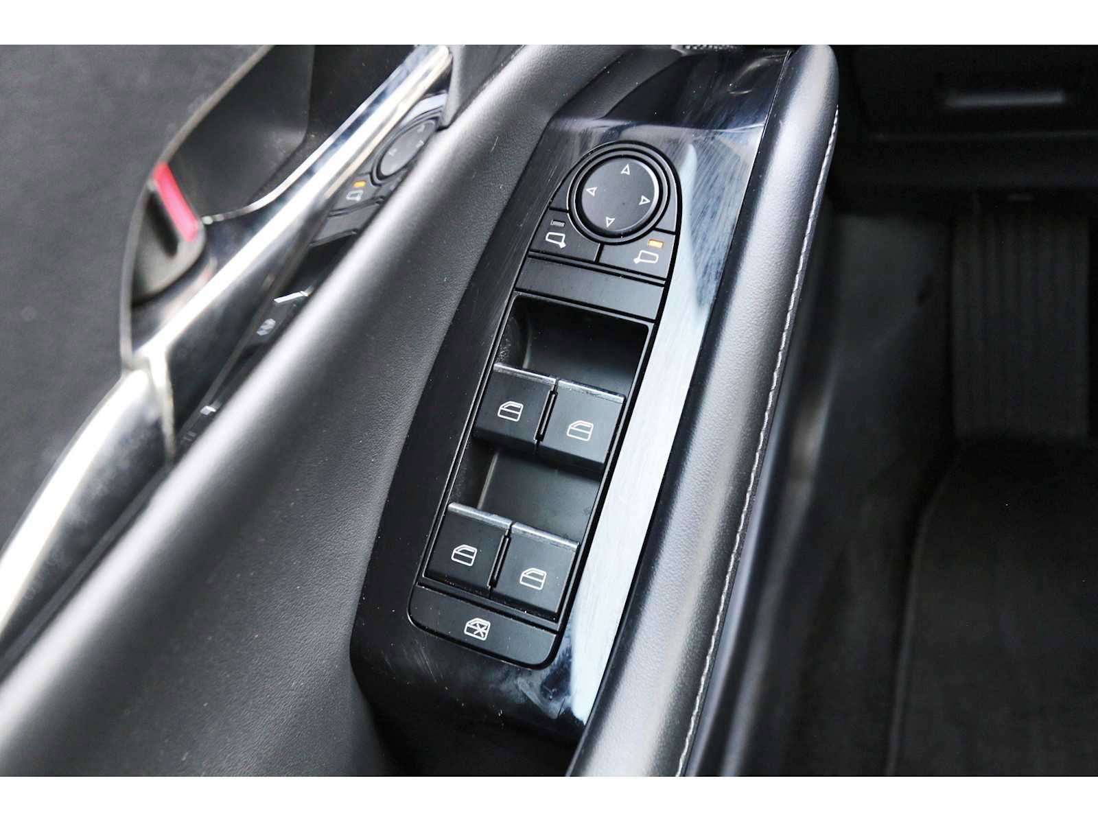 Used 2023 MAZDA CX-30 AWD 2.5 S w/ Preferred Package image 19