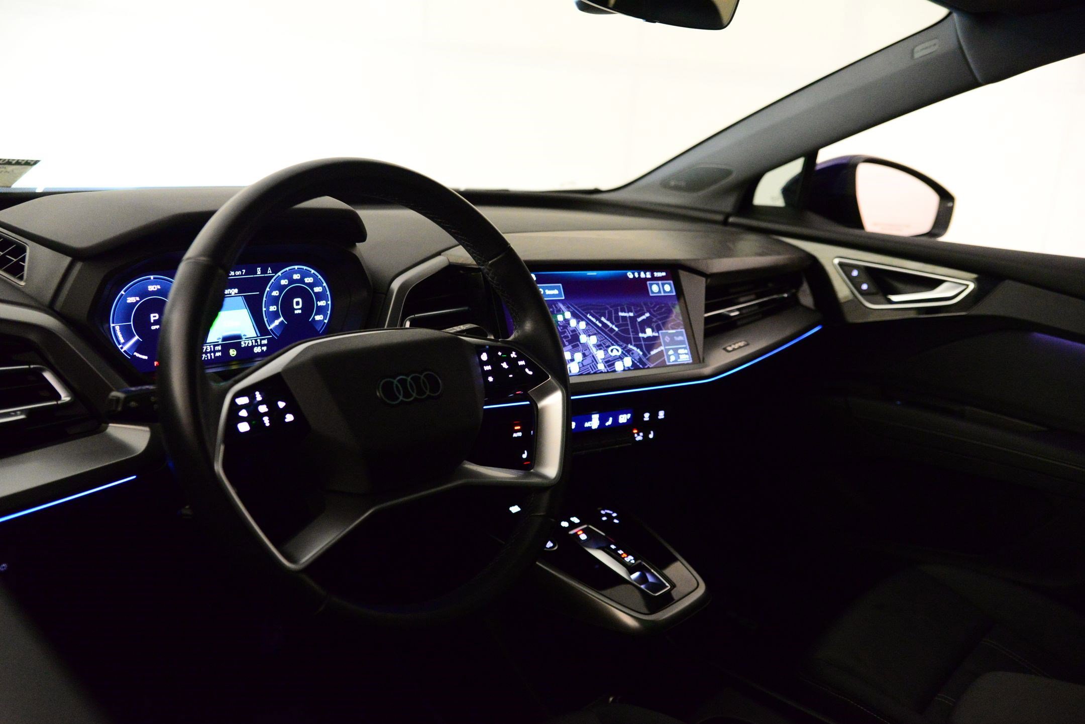 Certified 2023 Audi Q4 e-tron Premium Plus w/ Premium Plus image 29