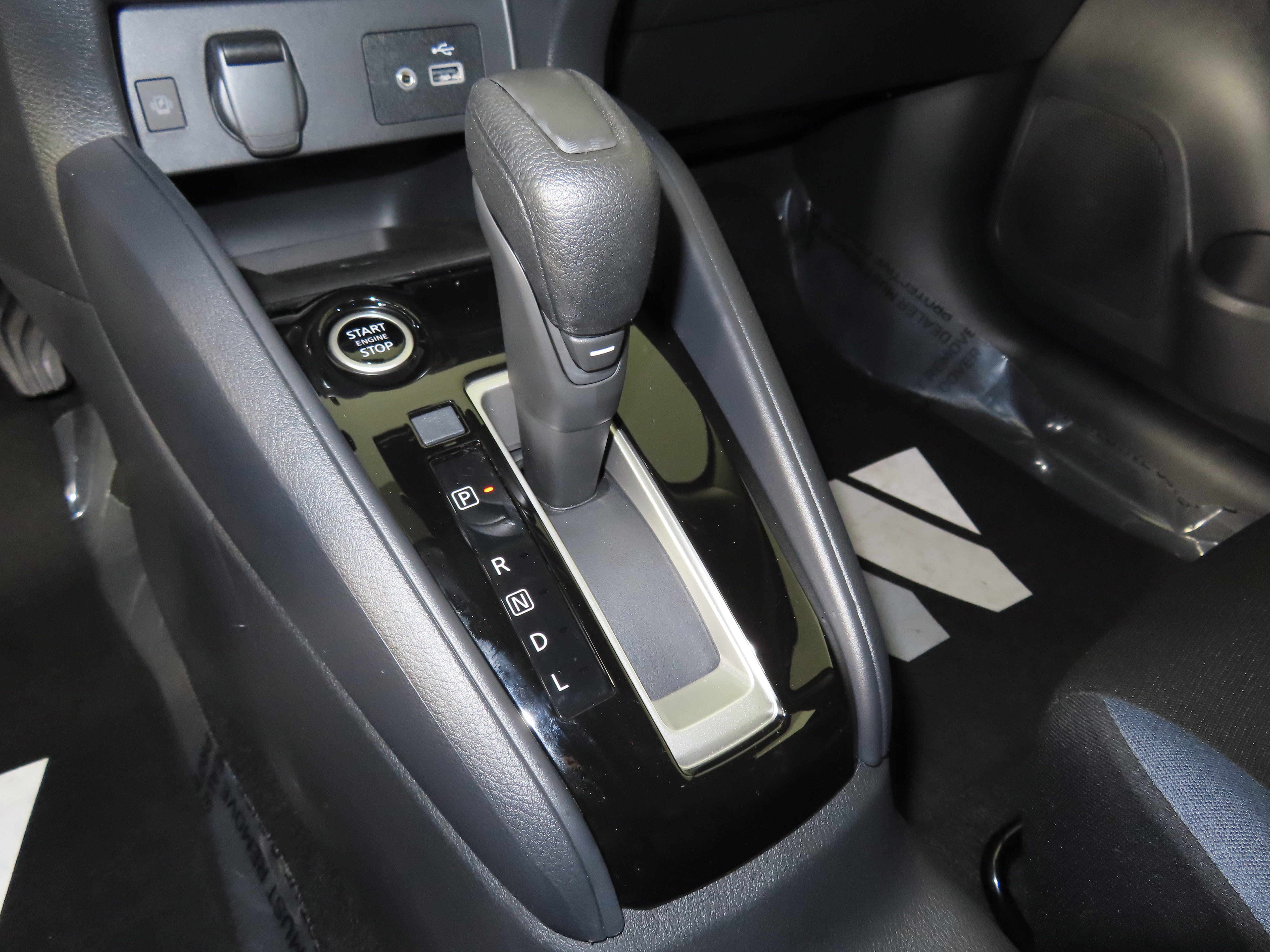 New 2025 Nissan Versa SV w/ Electronics Package FWD image 21