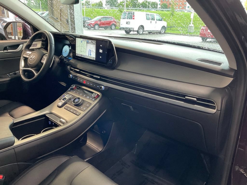 Used 2025 Hyundai Palisade SEL FWD image 18