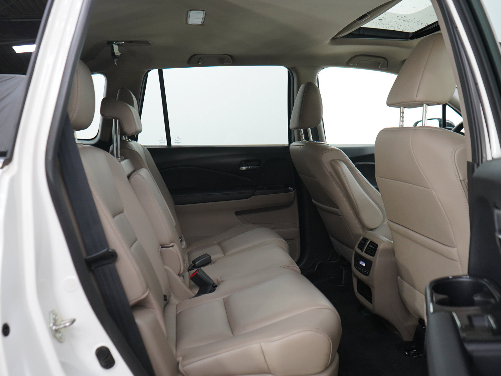 Used 2017 Honda Pilot EX-L image 12