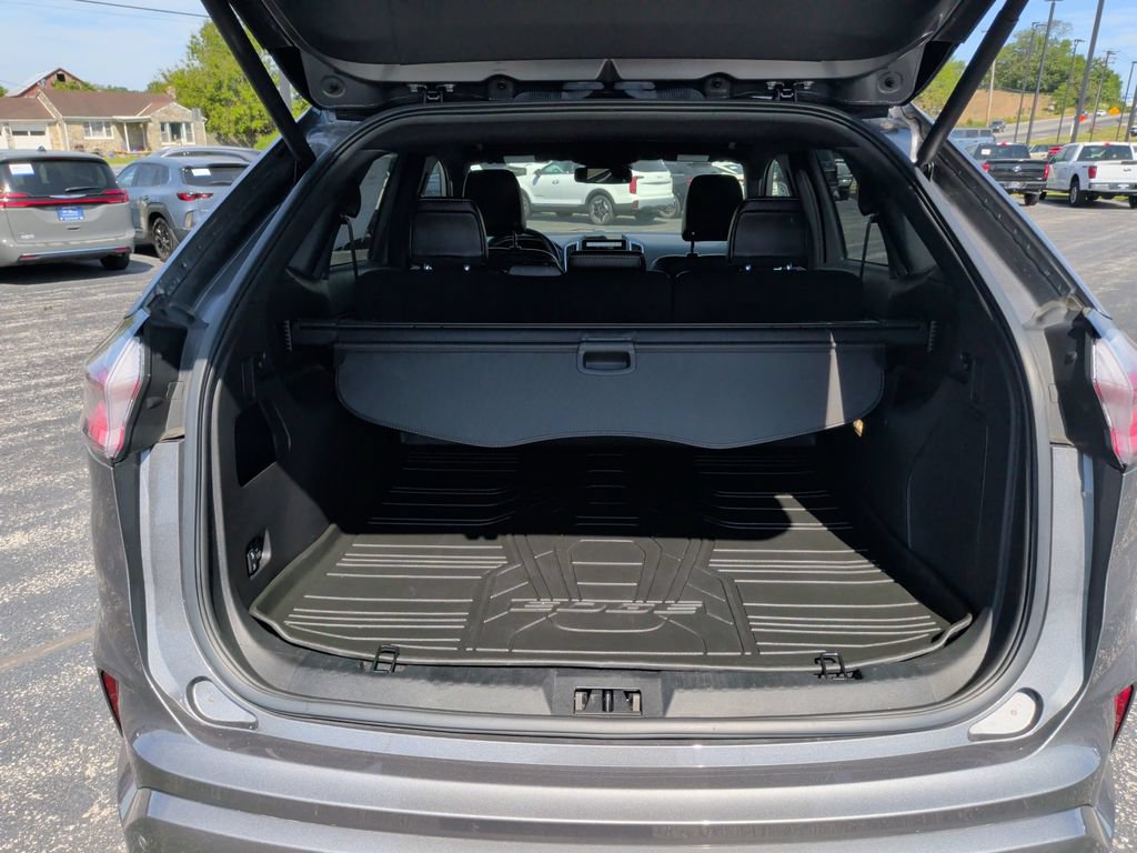 Certified 2023 Ford Edge ST AWD/4WD image 32