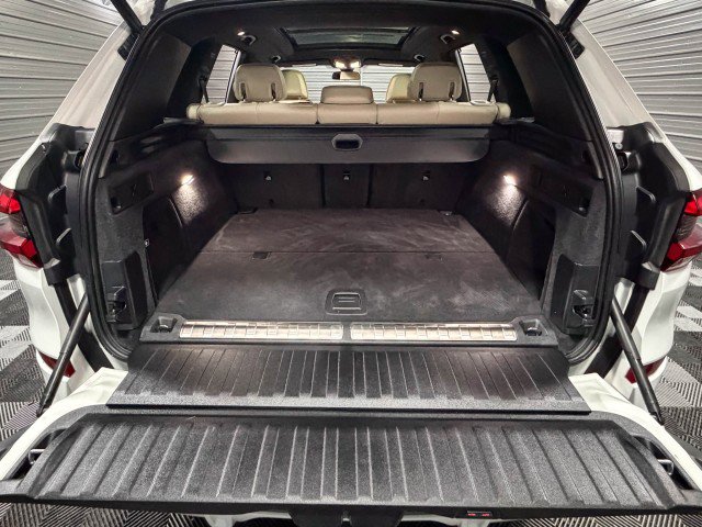 Used 2022 BMW X5 xDrive45e w/ M Sport Package image 11