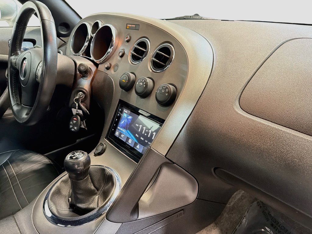 Used 2007 Pontiac Solstice Convertible w/ Premium Package RWD image 23
