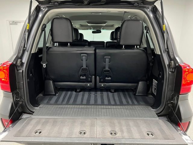 Used 2014 Toyota Land Cruiser image 49