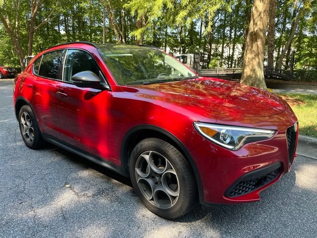 Used 2021 Alfa Romeo Stelvio Sprint w/ Nero Edizione AWD/4WD image 2