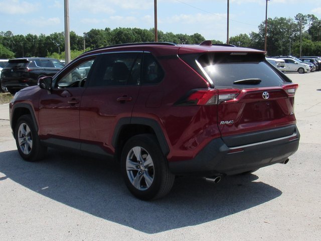 Used 2022 Toyota RAV4 XLE image 8