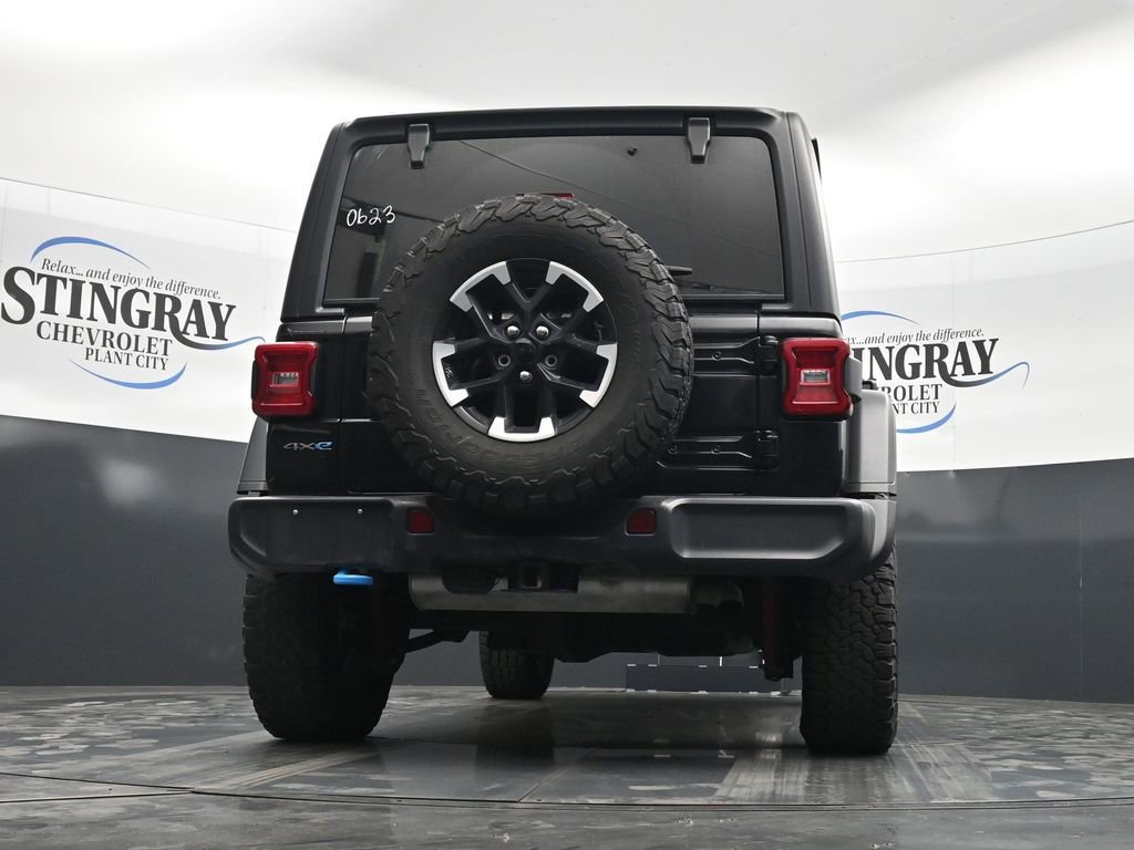 Used 2024 Jeep Wrangler Unlimited Rubicon 4xe AWD/4WD image 31
