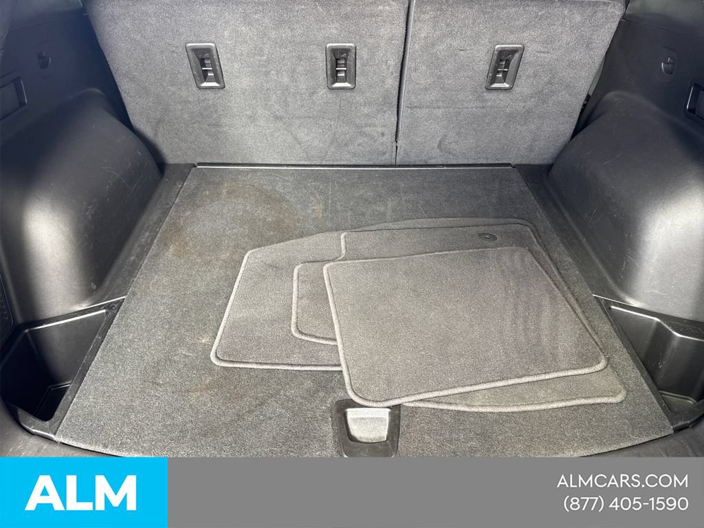 Used 2025 Chevrolet Blazer LT FWD image 22