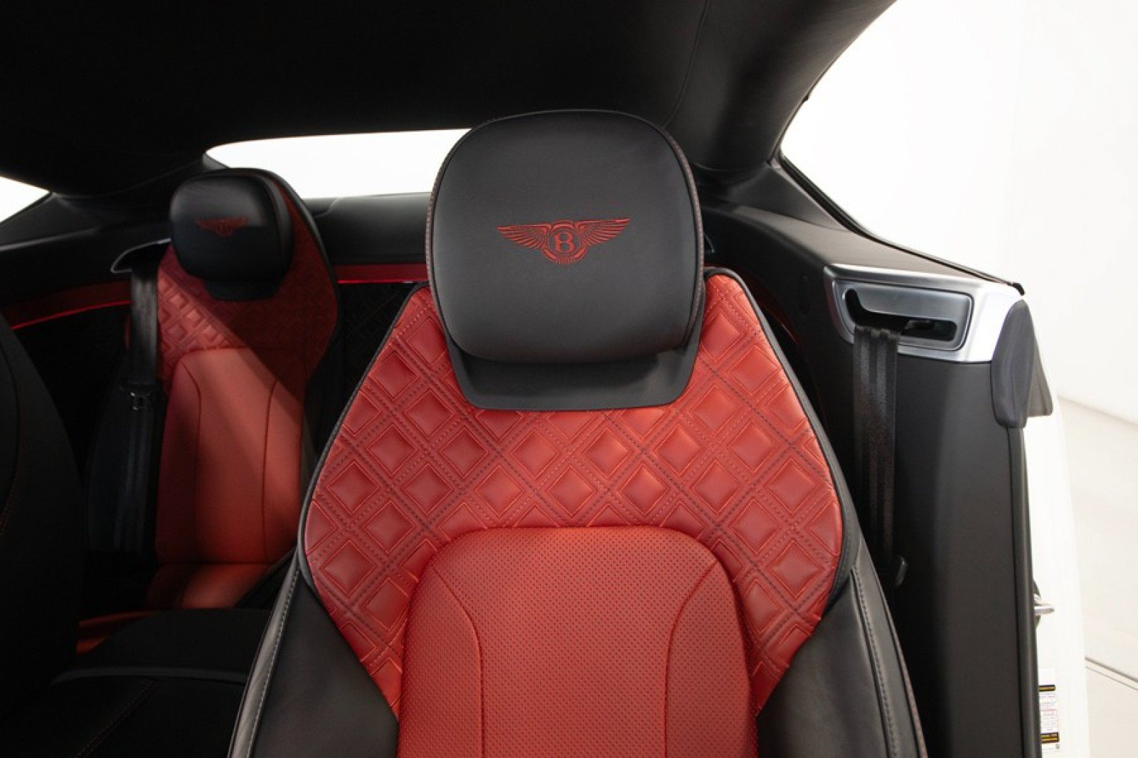 Used 2020 Bentley Continental GT V8 AWD/4WD image 4