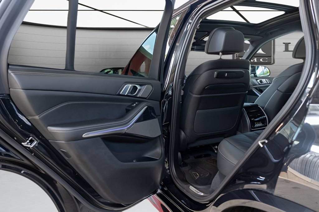 Used 2025 BMW X5 M60i w/ Executive Package AWD/4WD image 46