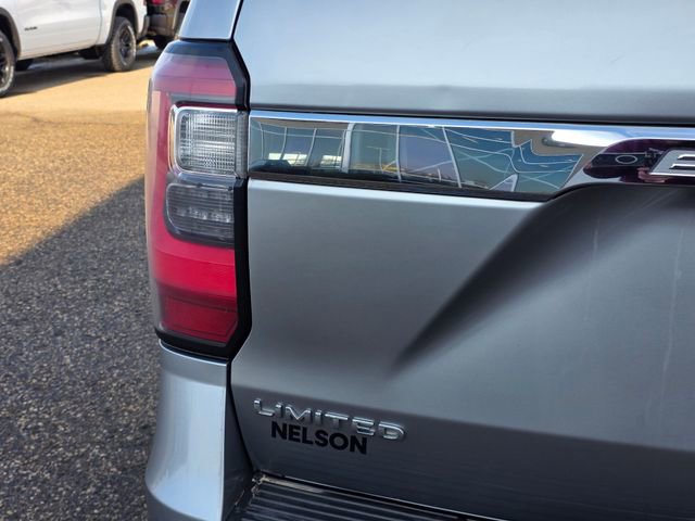 Used 2021 Ford Expedition Limited image 10