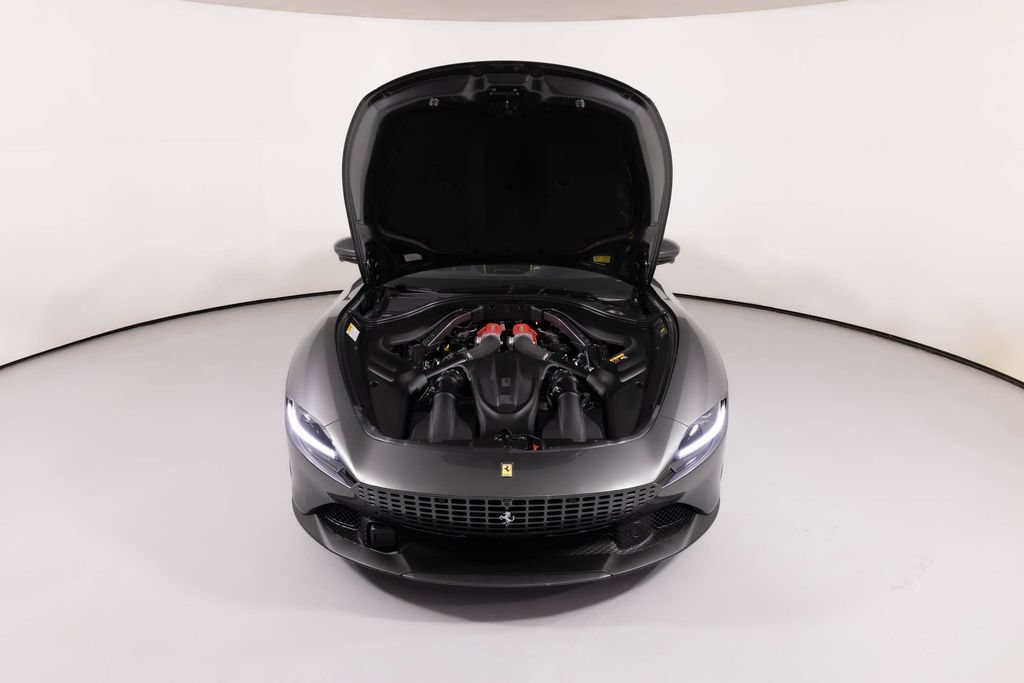 Used 2025 Ferrari Roma Spider RWD image 18