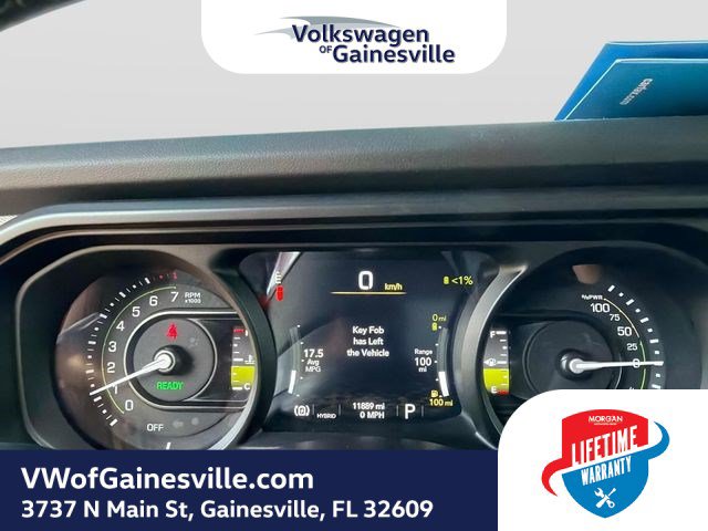 Used 2025 Jeep Wrangler Unlimited Sahara AWD/4WD image 26