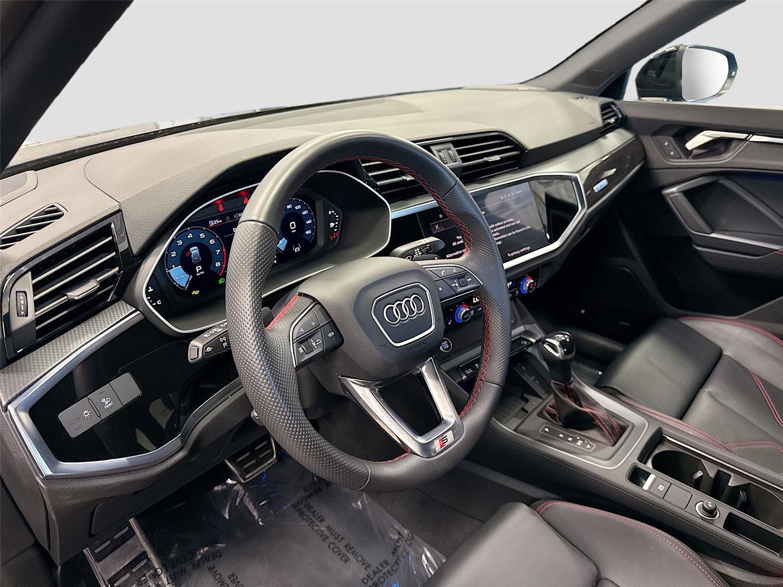 Certified 2025 Audi Q3 2.0T Premium Plus w/ Premium Plus Package image 9