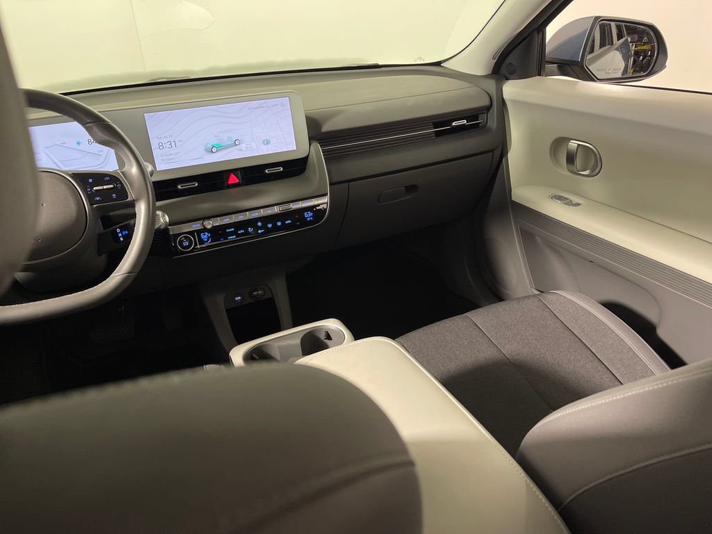 Certified 2024 Hyundai Ioniq 5 SE RWD image 17