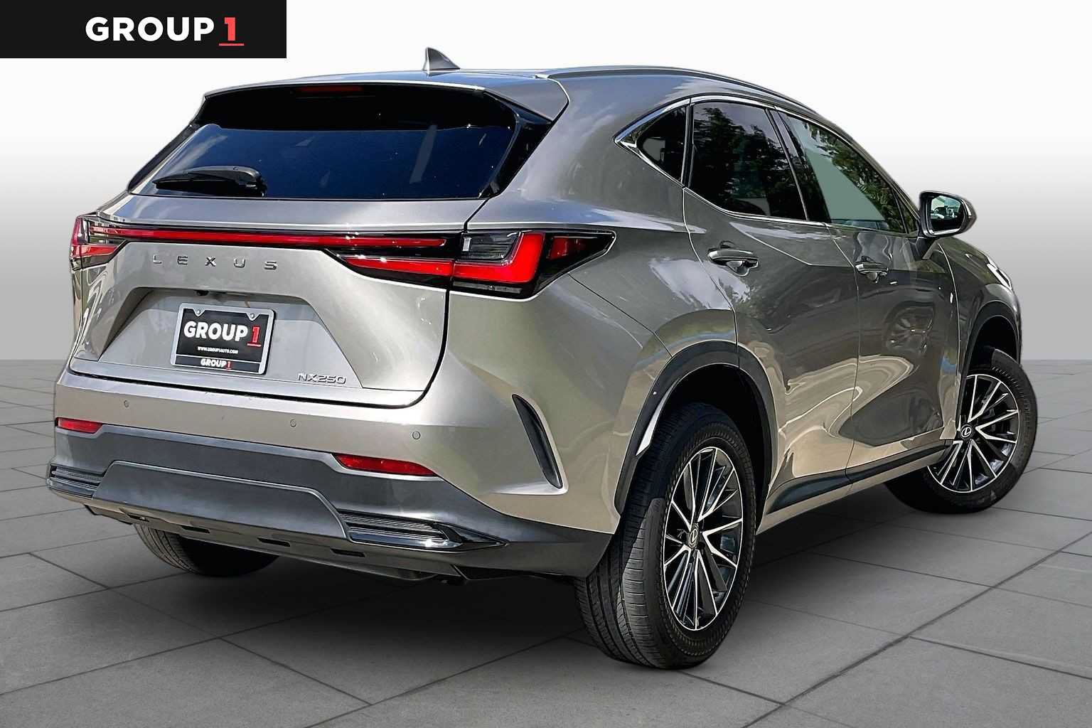 Used 2024 Lexus NX 250 FWD w/ Towing Package (2000 Lbs) image 11