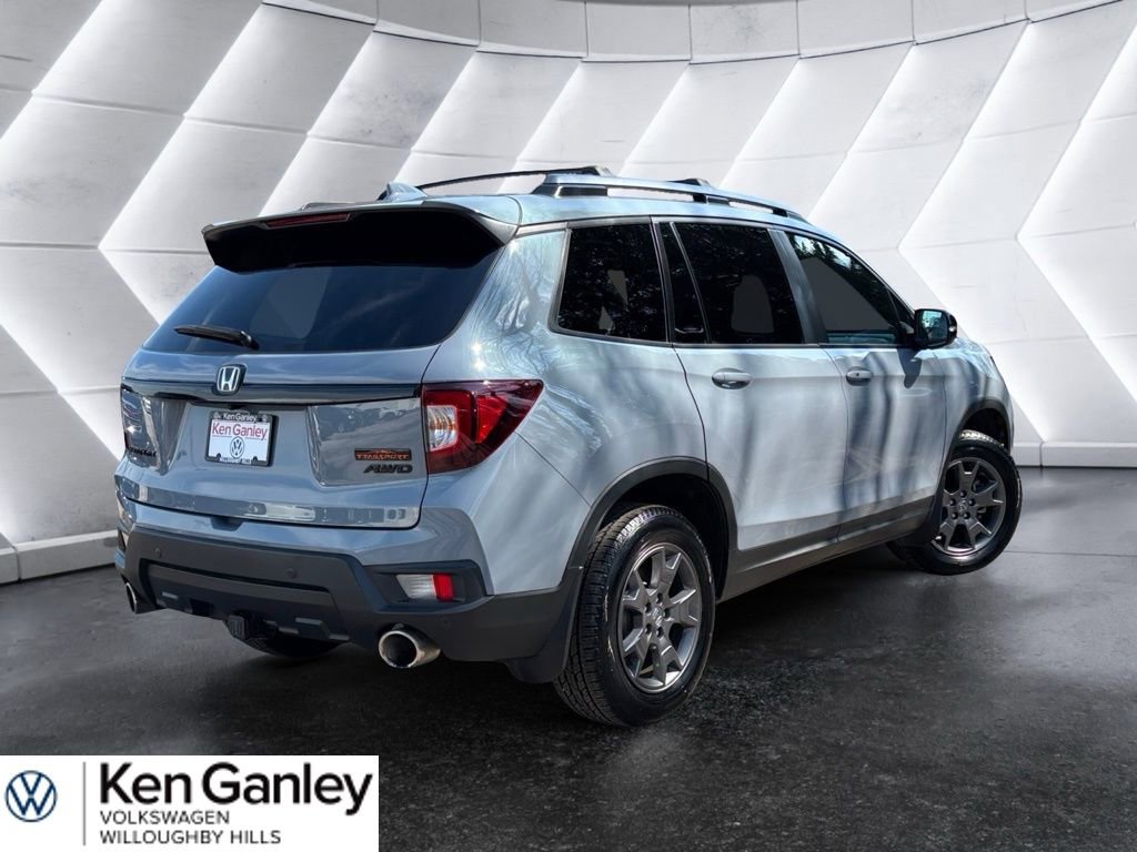 Used 2024 Honda Passport TrailSport image 1