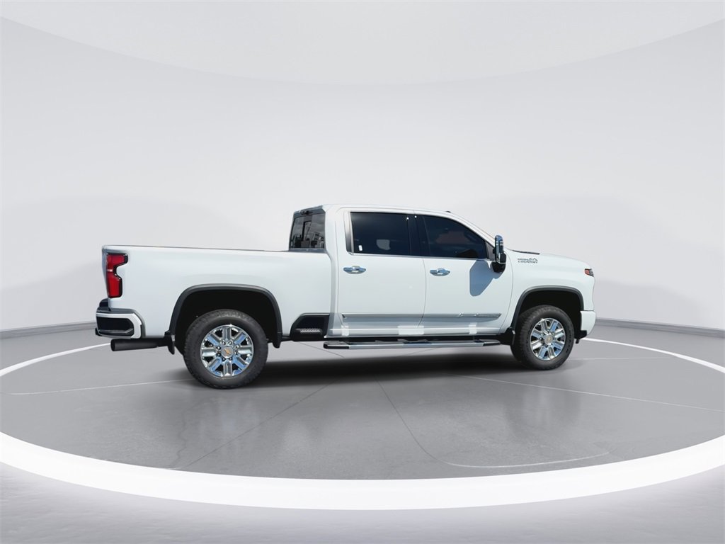 Used 2024 Chevrolet Silverado 2500 High Country w/ High Country Premium Package image 9