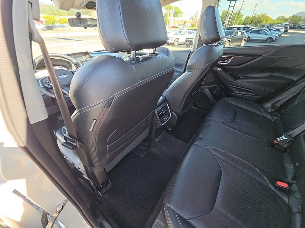 Used 2020 Subaru Forester Limited AWD/4WD image 23