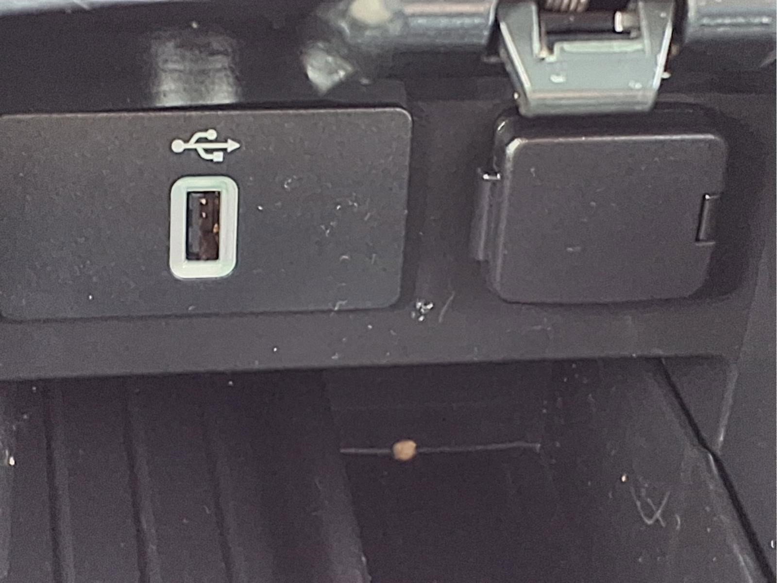 Used 2018 Ford Explorer Sport w/ Equipment Group 401A image 24