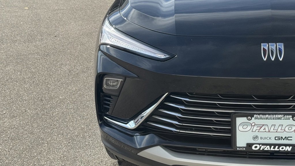 Used 2024 Buick Envista Preferred w/ Convenience I Package image 3