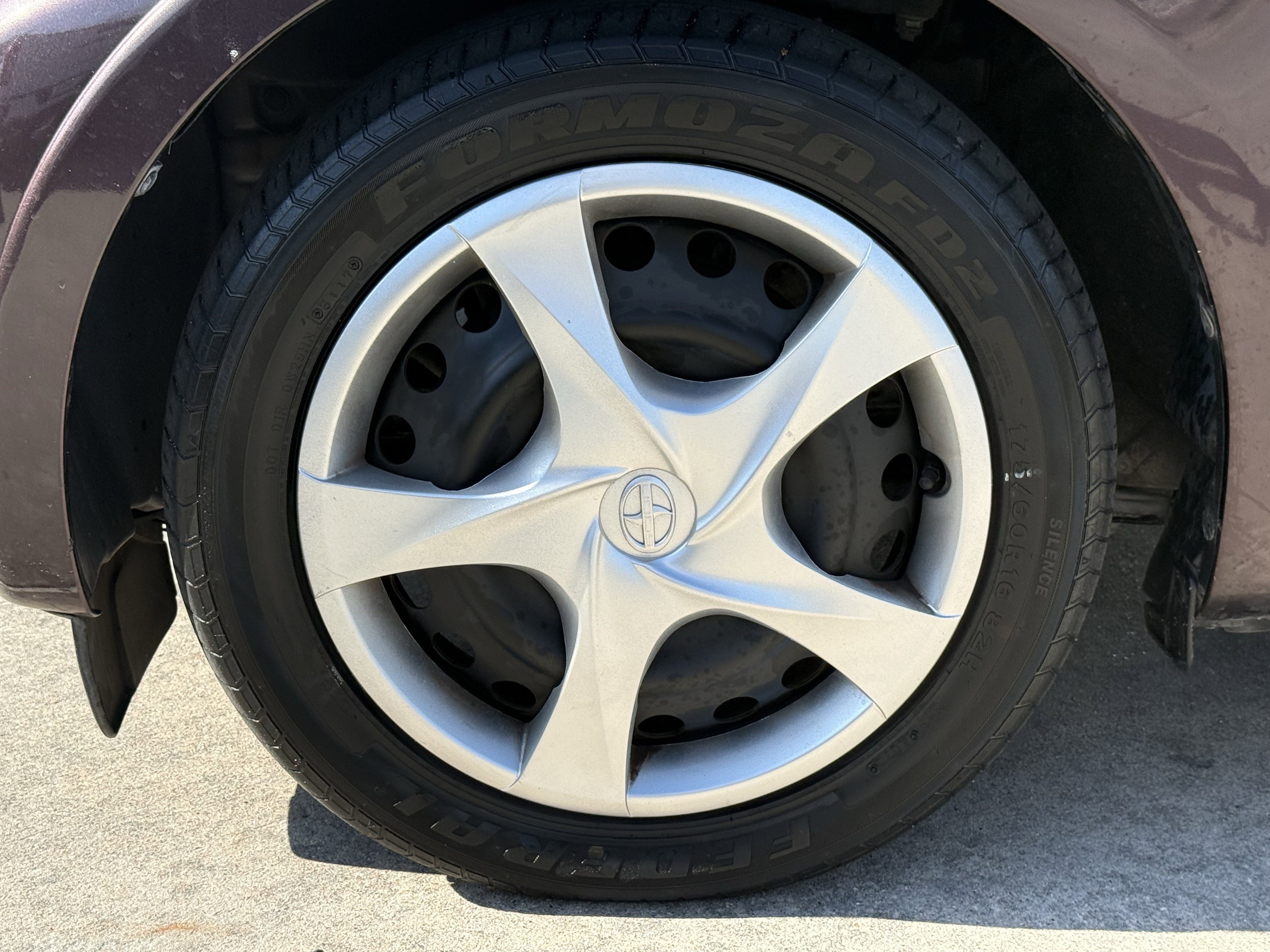 Used 2013 Scion iQ image 12