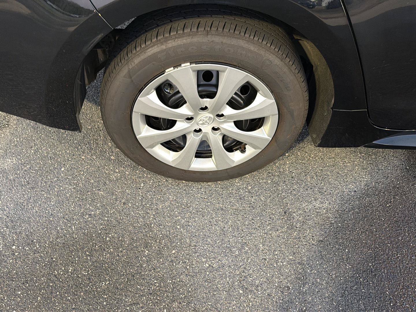 Certified 2026 Toyota Corolla LE FWD image 35