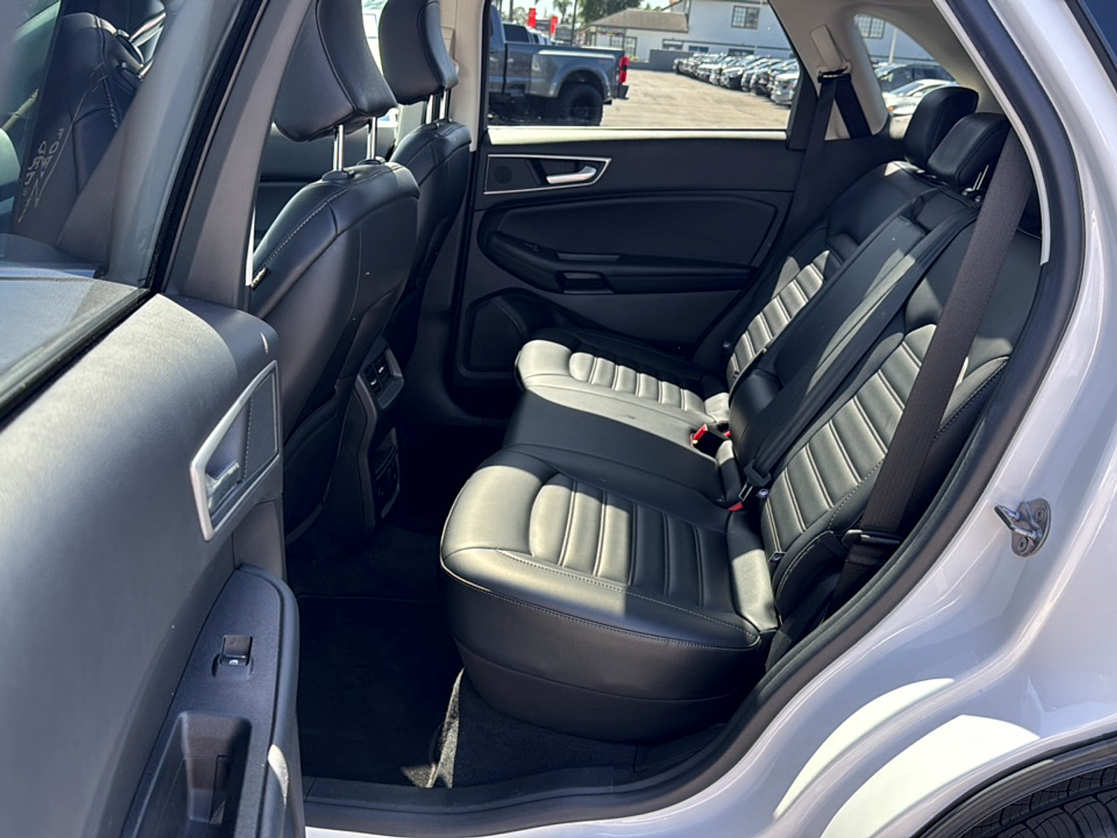 Used 2024 Ford Edge SEL w/ Convenience Package AWD/4WD image 11