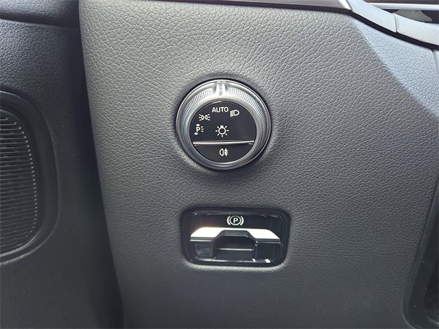 New 2026 Mercedes-Benz GLC 300 4MATIC image 18