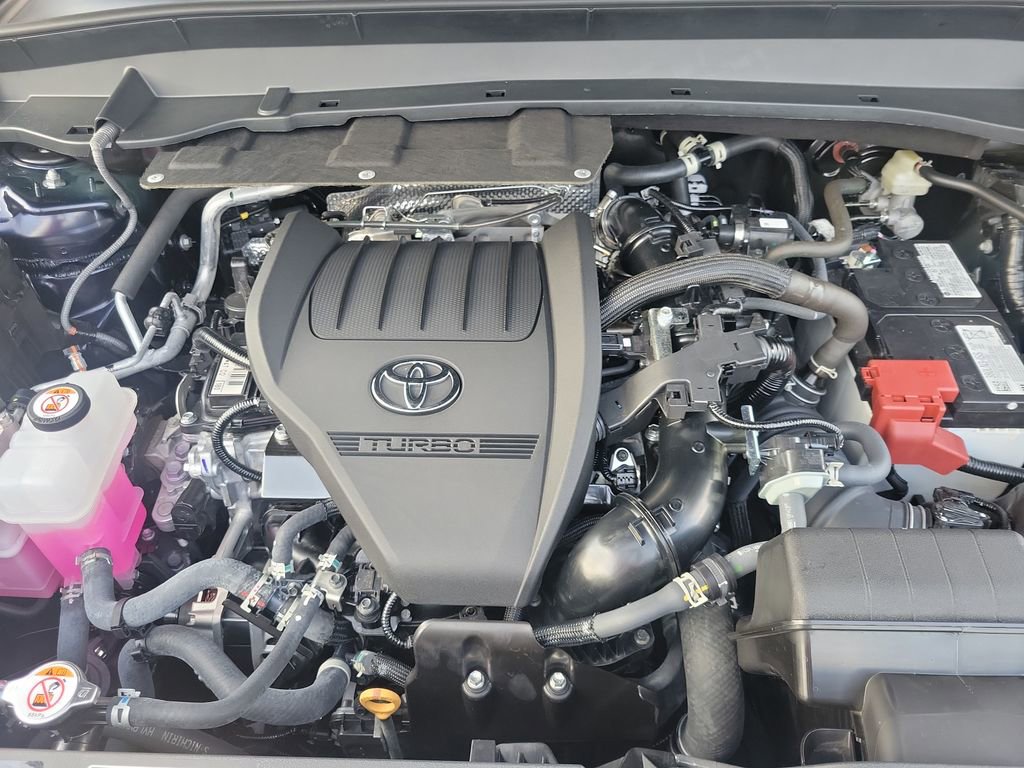 Used 2025 Toyota Grand Highlander Limited image 33