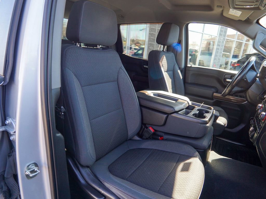 Used 2019 Chevrolet Silverado 1500 LT w/ All-Star Edition image 27