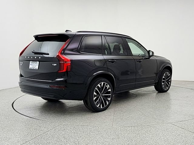 New 2026 Volvo XC90 T8 Ultra w/ Protection Package AWD/4WD image 5