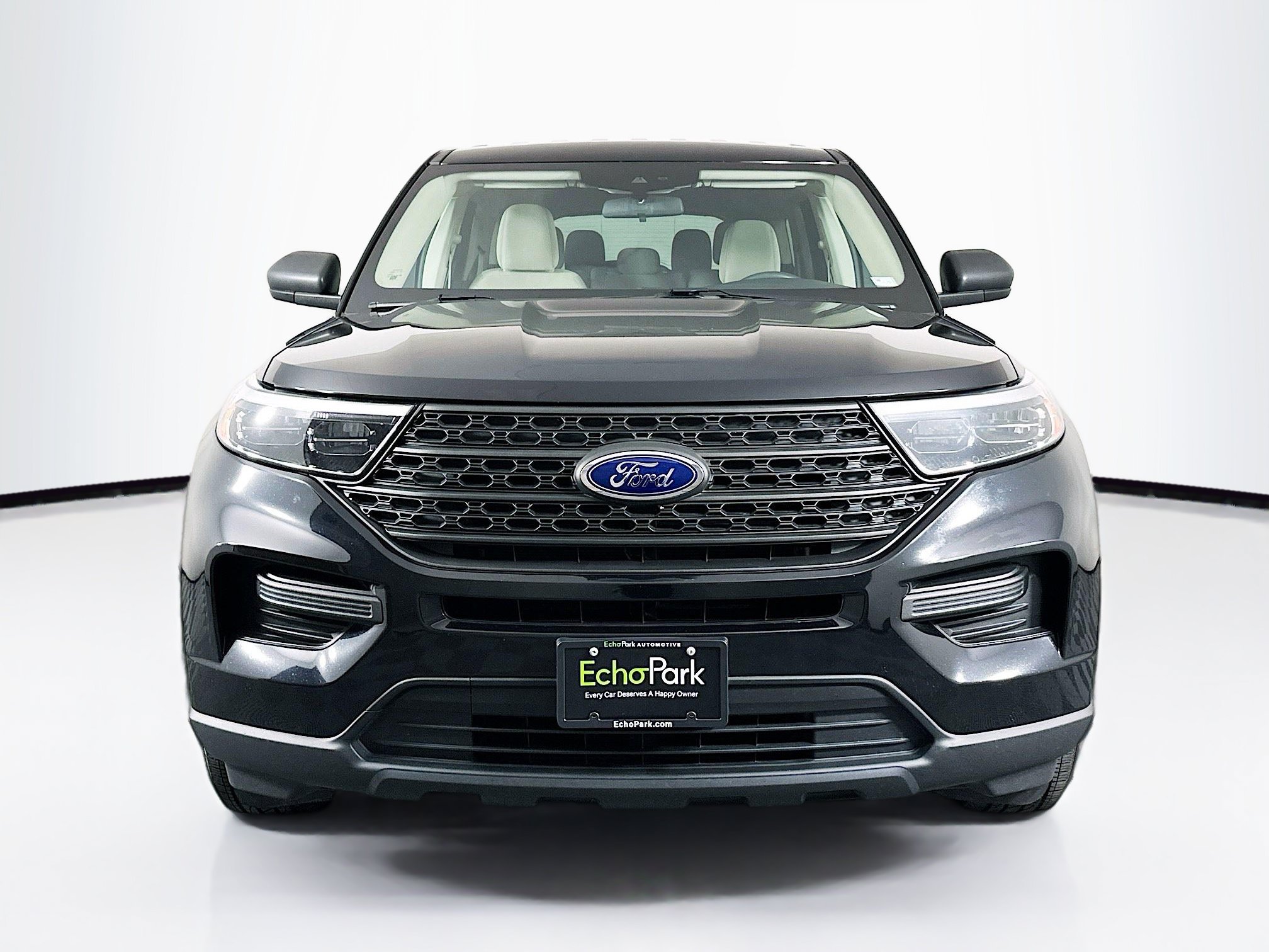 Used 2022 Ford Explorer 4WD image 2