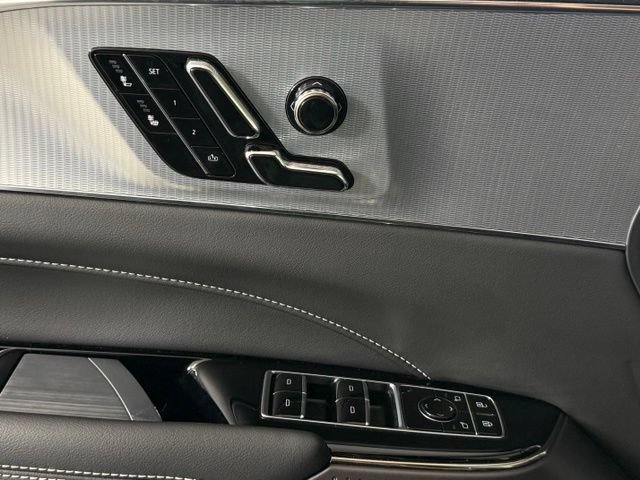 Certified 2024 Cadillac Lyriq Tech RWD image 18
